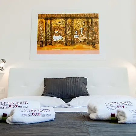 L'opera Buffa 住宿加早餐酒店 4*