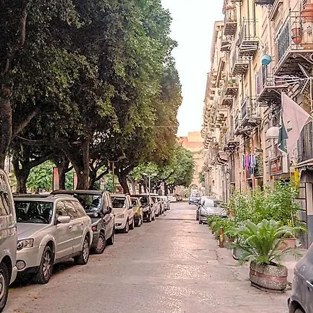 L'opera Buffa فندق مبيت وإفطار 4*