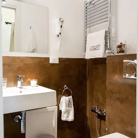 Nocleg ze śniadaniem L'opera Buffa