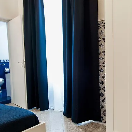 L'opera Buffa Nocleg ze śniadaniem 4*