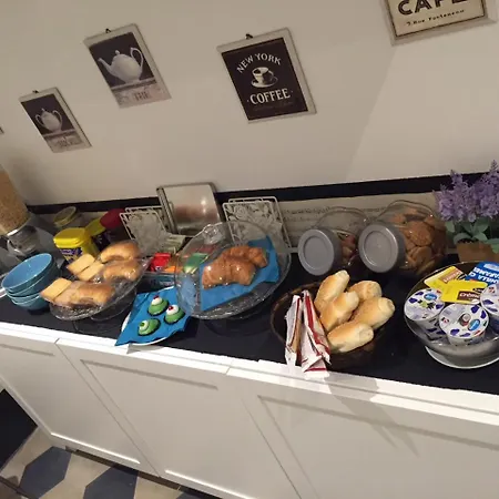 L'opera Buffa Alojamento de Acomodação e Pequeno-almoço Palermo