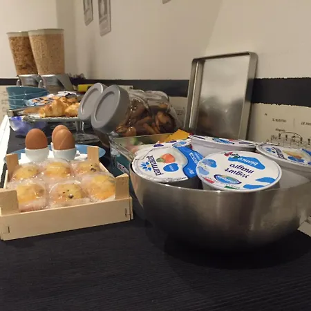 L'opera Buffa Nocleg ze śniadaniem