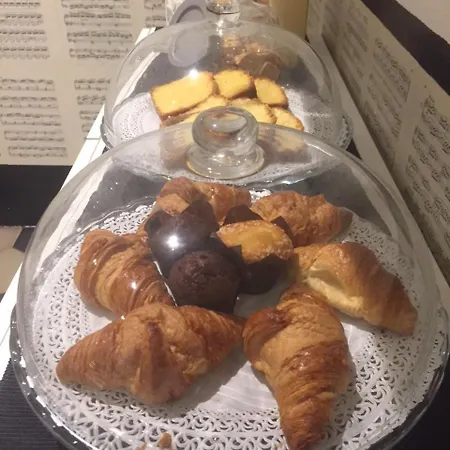 L'opera Buffa Alojamento de Acomodação e Pequeno-almoço 4*